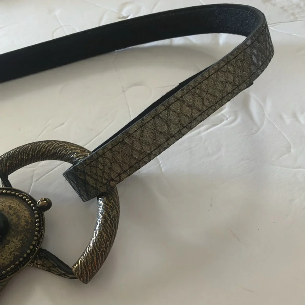 FINAL MARKDOWN Detailed ladies belt